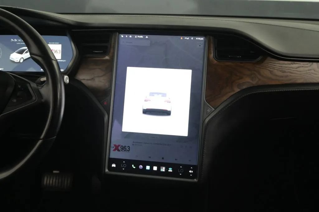 Used 2020 Tesla Model X Long Range AWD/4WD image 28