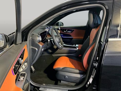 New 2026 Mercedes-Benz GLC 300 4MATIC image 13