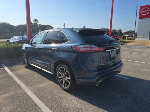 Used 2019 Ford Edge Titanium w/ Equipment Group 301A FWD image 3