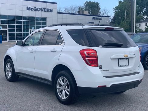 Used 2017 Chevrolet Equinox LT w/ Convenience Package FWD image 4
