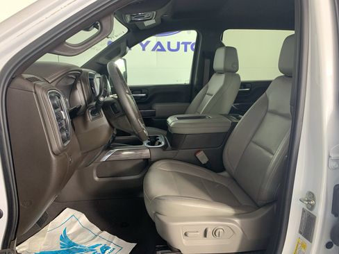 Used 2020 Chevrolet Silverado 2500 LTZ w/ LTZ Premium Package AWD/4WD image 14