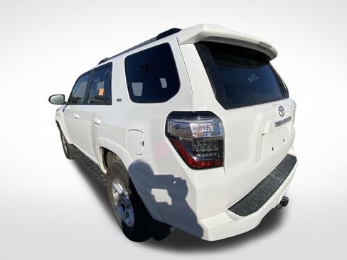 Used 2024 Toyota 4Runner SR5 Premium image 6