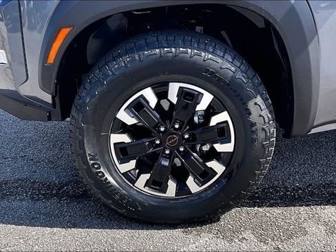 Used 2024 Nissan Frontier PRO-4X AWD/4WD image 33