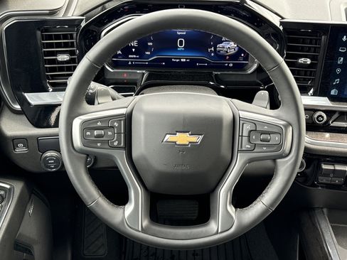 Certified 2024 Chevrolet Silverado 1500 LTZ image 25