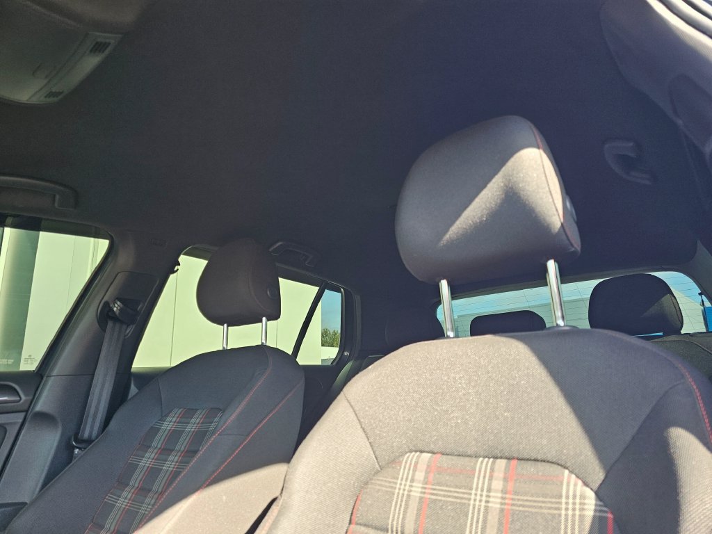 Used 2018 Volkswagen GTI S FWD image 24