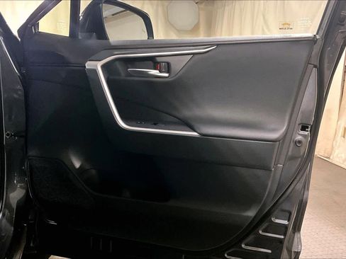 Used 2025 Toyota RAV4 XSE w/ Premium Package AWD/4WD image 33