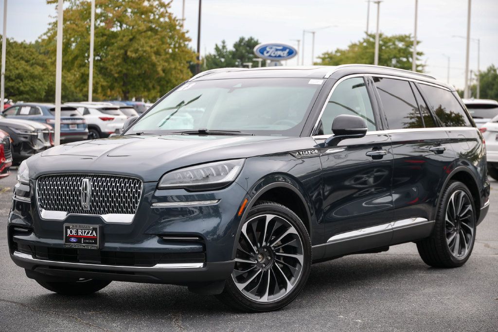 Used 2023 Lincoln Aviator Reserve w/ Equipment Group 201A AWD/4WD image 1