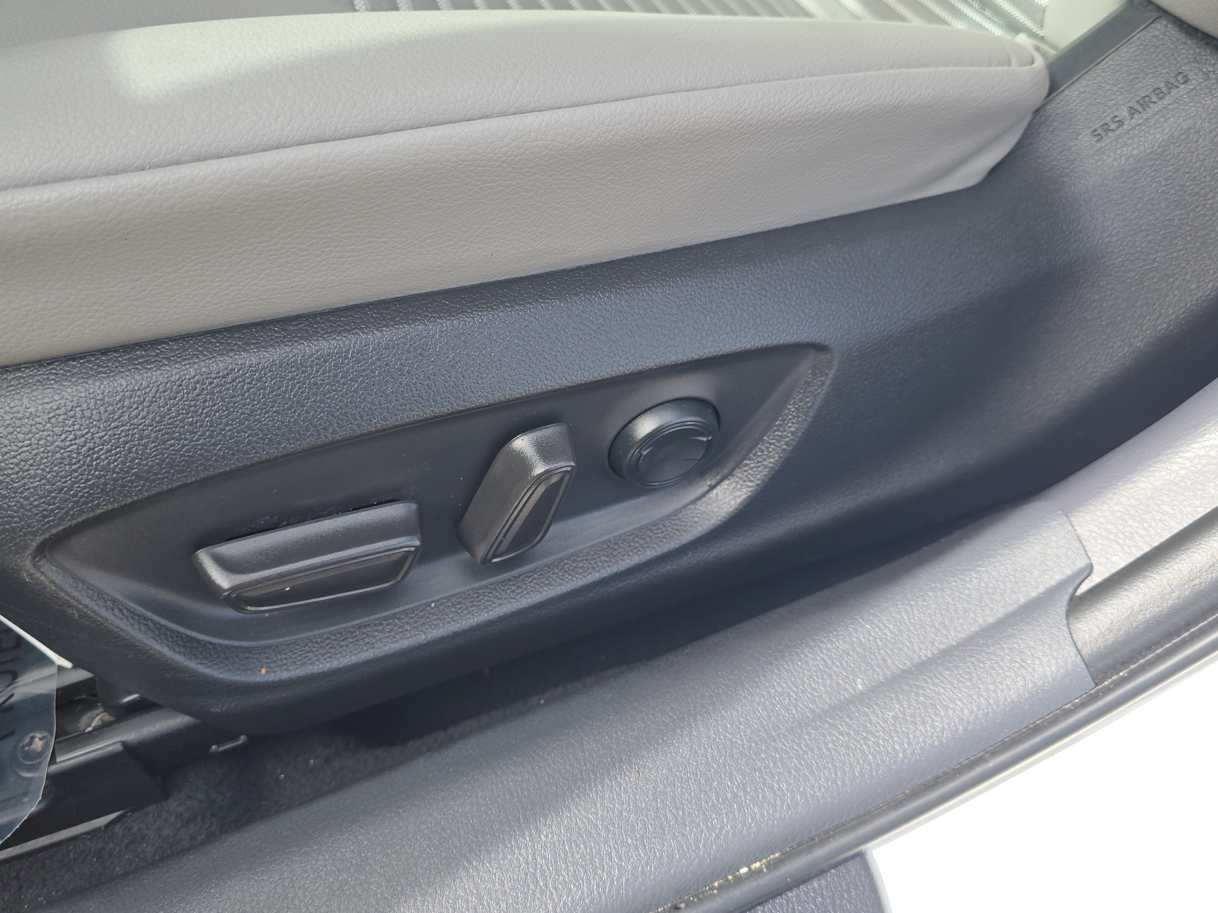 Used 2022 Toyota Camry SE w/ Audio Upgrade Package FWD image 20