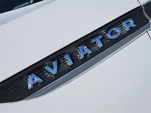New 2026 Lincoln Aviator Reserve w/ Luxury Package image 11