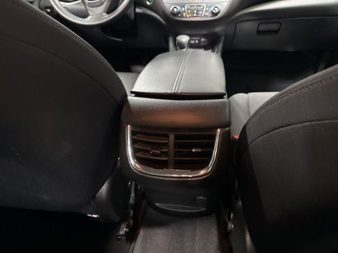 Used 2023 Chevrolet Malibu LT image 13