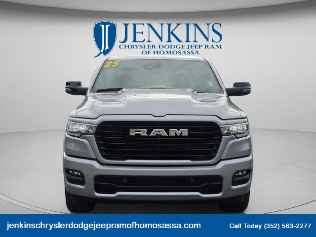 Used 2025 RAM 1500 Laramie AWD/4WD image 12