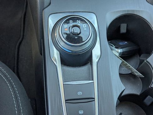 Used 2025 Ford Escape Active AWD/4WD image 17