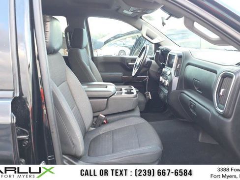 Used 2020 GMC Sierra 1500 Elevation w/ Elevation Value Package image 9