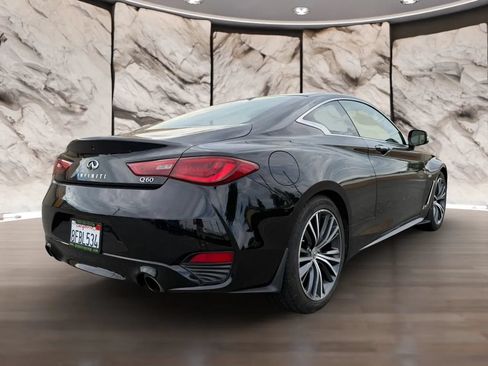 Used 2018 INFINITI Q60 2.0t w/ Cargo Package RWD image 6