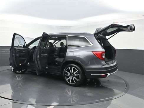 Used 2019 Honda Pilot Touring image 43