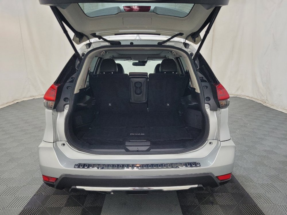 Used 2018 Nissan Rogue SL w/ Premium Package AWD/4WD image 29