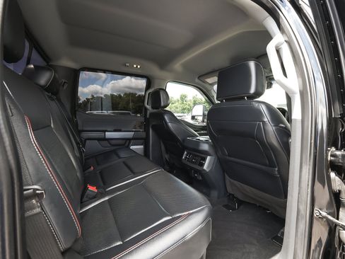 Used 2023 Ford F250 Lariat w/ Black Appearance Package AWD/4WD image 44