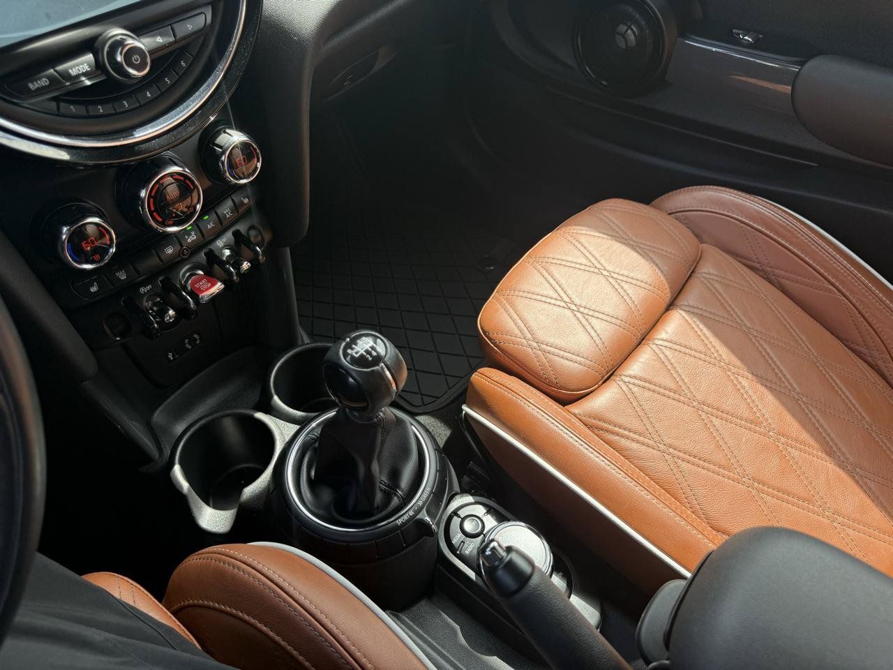 Used 2016 MINI Cooper Convertible FWD image 18