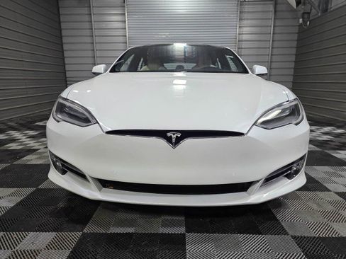 Used 2020 Tesla Model S Performance image 3