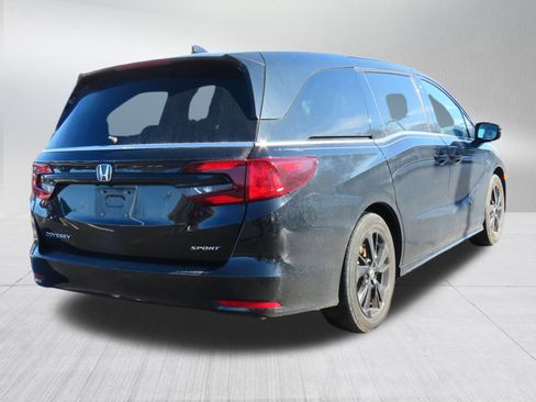 Used 2023 Honda Odyssey Sport image 7