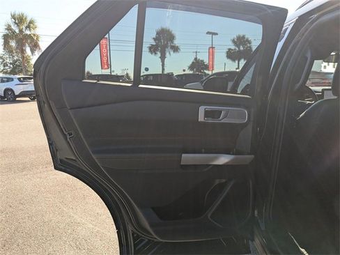 Used 2022 Ford Explorer Timberline w/ Timberline Technology Package image 25