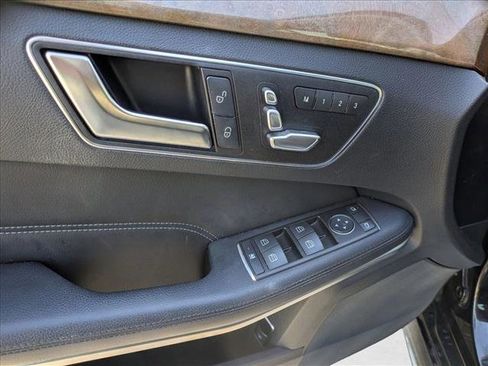 Used 2014 Mercedes-Benz E 350 Sedan image 8