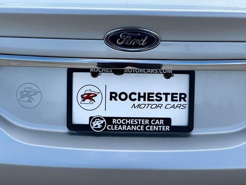Used 2017 Ford Fusion SE w/ Fusion SE Technology Package FWD image 43