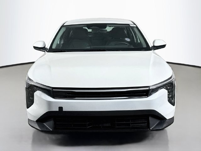 Used 2026 Kia K4 FWD image 2