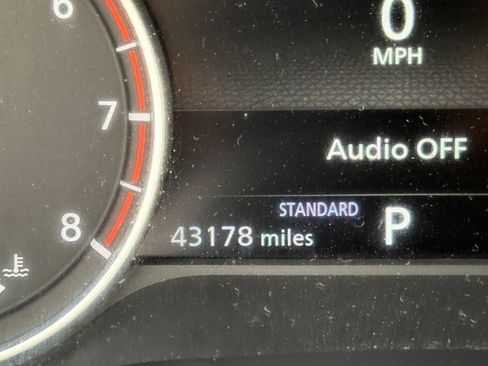 Certified 2022 Nissan Rogue SV image 16