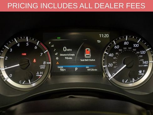 Used 2023 Toyota Highlander XLE FWD image 22