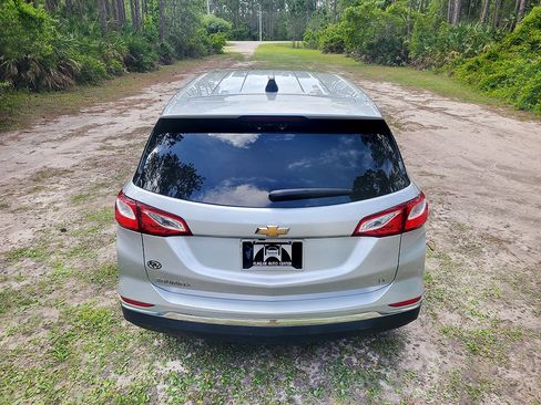 Used 2021 Chevrolet Equinox LT FWD image 5