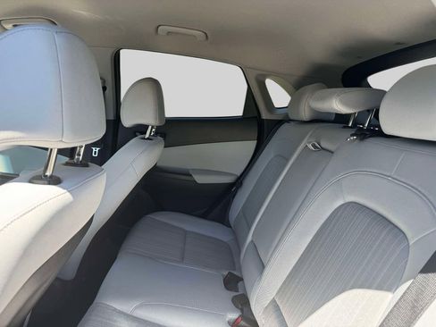 Certified 2023 Hyundai Kona SEL AWD/4WD image 12