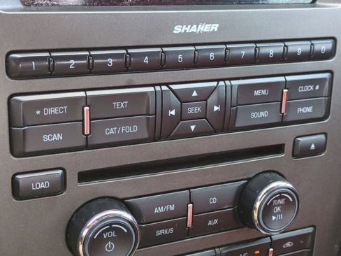 Used 2013 Ford Mustang GT Premium w/ Comfort Pkg RWD image 28