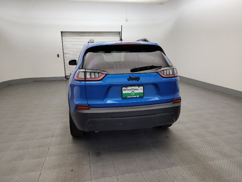 Used 2021 Jeep Cherokee Latitude Plus FWD image 6