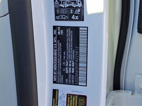 Certified 2023 Mercedes-Benz EQS 580 4MATIC SUV image 27