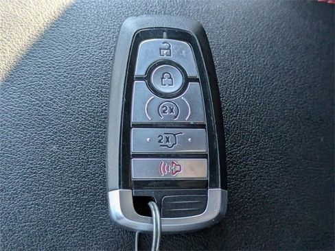 Certified 2022 Ford Edge ST-Line image 27