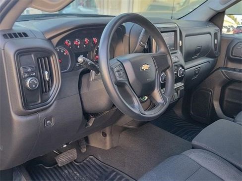 Certified 2023 Chevrolet Silverado 1500 Custom image 5