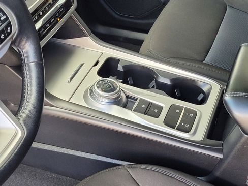 Used 2022 Ford Explorer XLT image 20