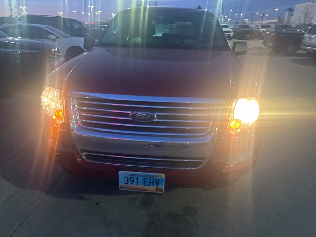Used 2008 Ford Explorer XLT AWD/4WD image 2