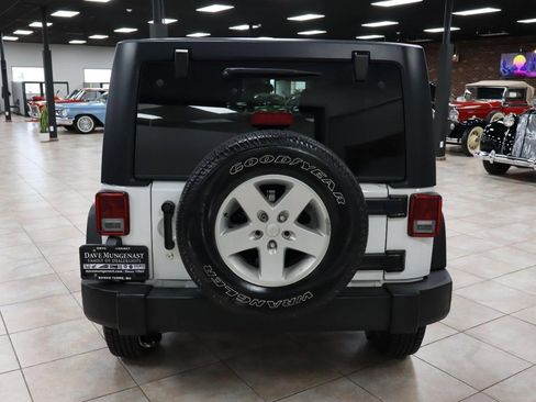 Used 2017 Jeep Wrangler Unlimited Sport w/ Quick Order Package 24S image 4