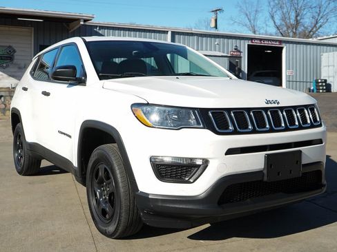 Used 2018 Jeep Compass Sport image 36