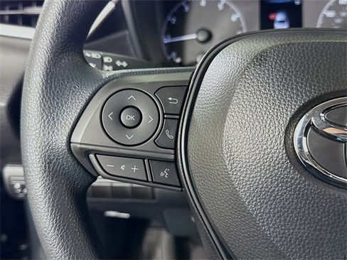 Certified 2025 Toyota Corolla LE image 13