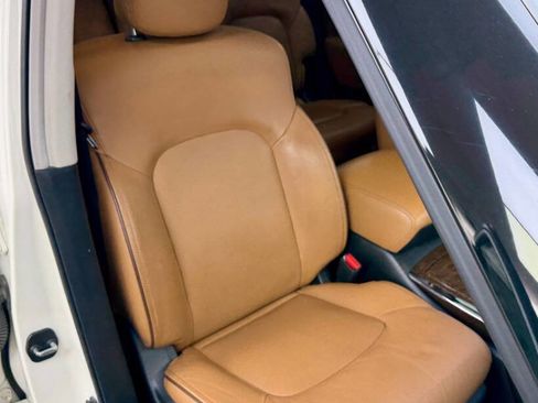 Used 2016 INFINITI QX80 4WD w/ Signature Edition Package image 58