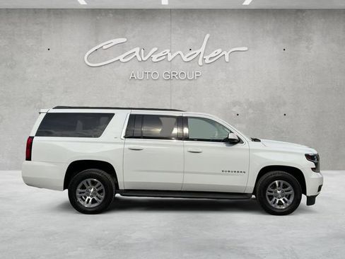 Used 2016 Chevrolet Suburban LT RWD image 17