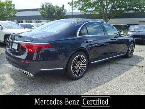 Used 2024 Mercedes-Benz S 580 4MATIC Sedan image 6