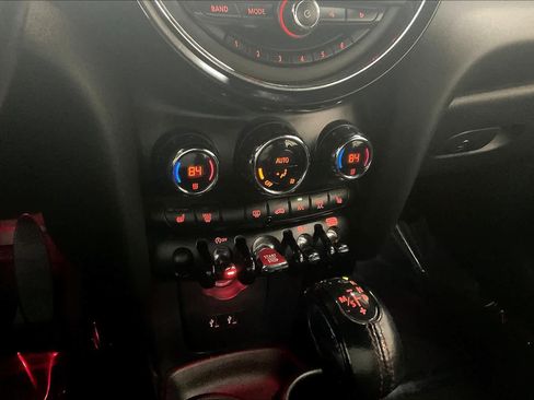 Used 2019 MINI Cooper S w/ Premium Package image 36