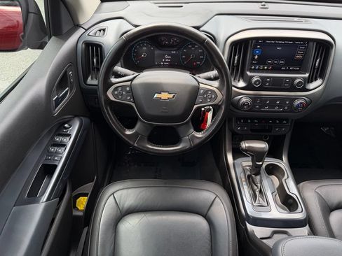 Used 2021 Chevrolet Colorado Z71 w/ Safety Package RWD image 16