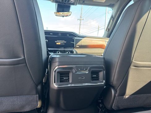 New 2026 GMC Sierra 1500 Denali w/ Denali Reserve Package image 31