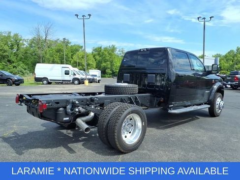 New 2026 RAM 5500 4x4 Crew Cab w/ Laramie Trim Package image 7