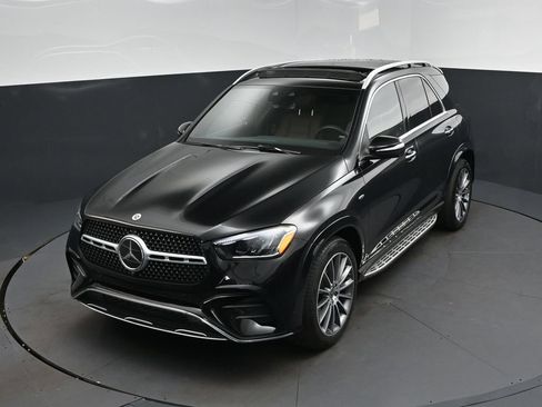 Used 2025 Mercedes-Benz GLE 450e 4MATIC image 30